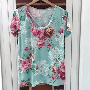 Bunches of Bouqets Top